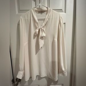 Beautiful ivory blouse with bow from LOFT plus. NWOT. Never worn.